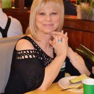 Meet your Posher, Edie